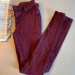 Women’s burgundy skinny jeans